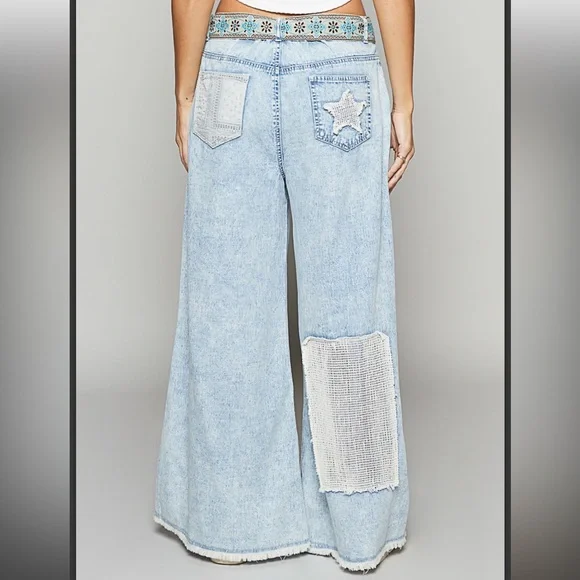 100 🎉POL Crochet See Through Star pants - Picture 3 of 5